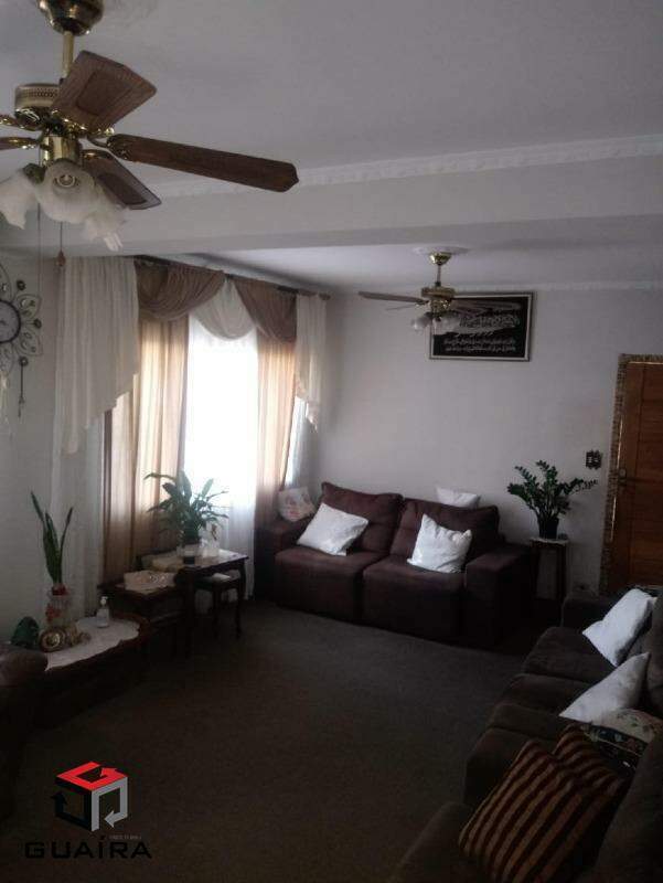 Sobrado à venda com 3 quartos, 182m² - Foto 1
