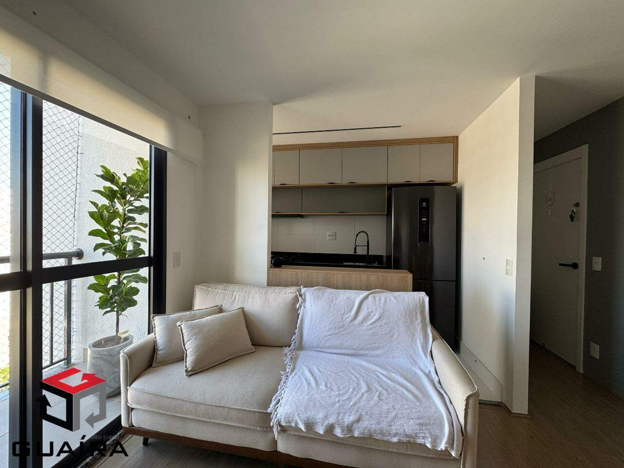 Apartamento à venda com 2 quartos, 46m² - Foto 2