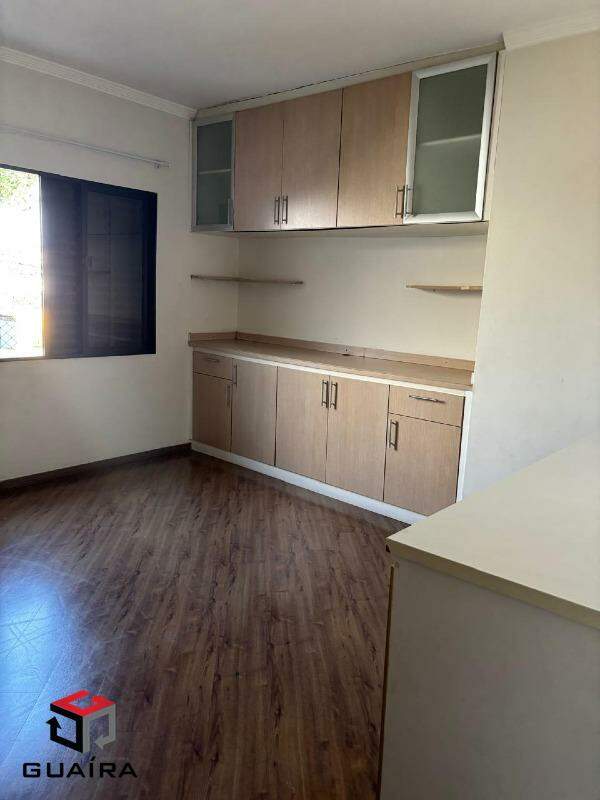 Sobrado para alugar com 3 quartos, 276m² - Foto 7
