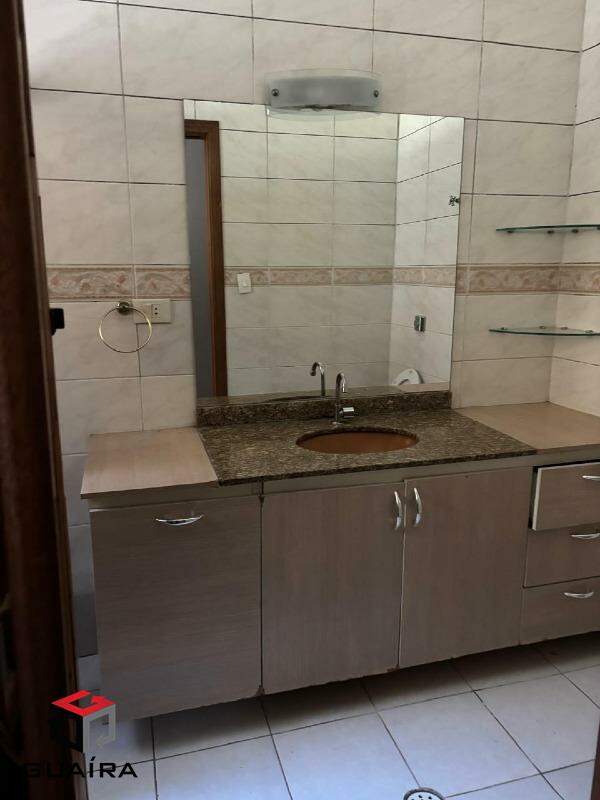 Sobrado para alugar com 3 quartos, 276m² - Foto 16