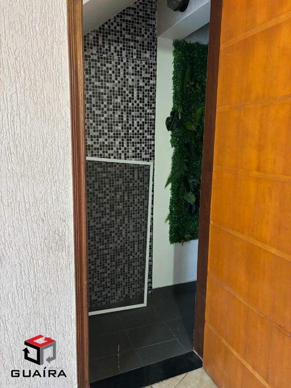 Sobrado para alugar com 3 quartos, 276m² - Foto 13