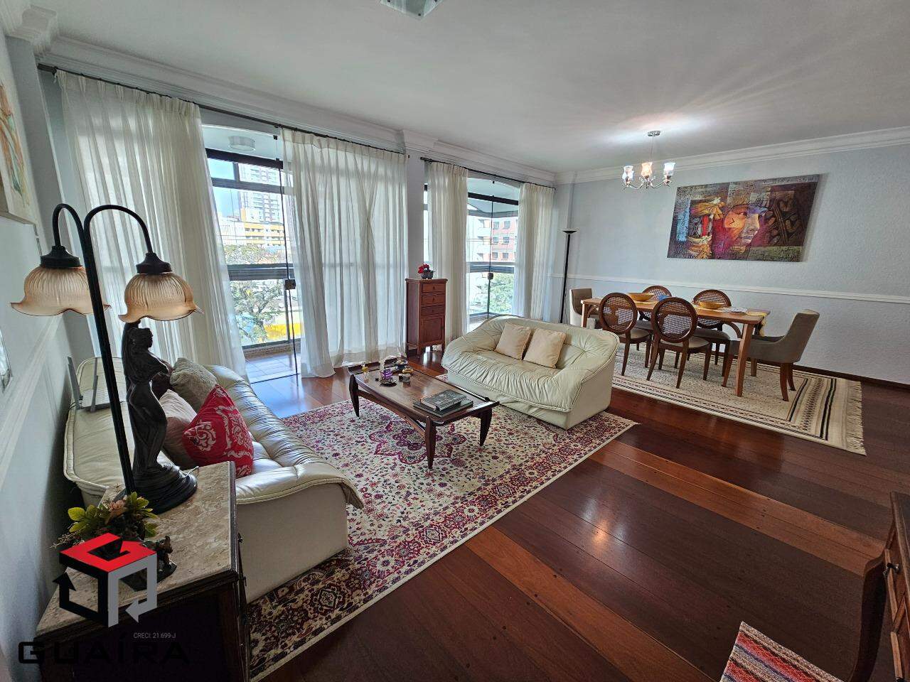 Apartamento para alugar com 3 quartos, 160m² - Foto 2