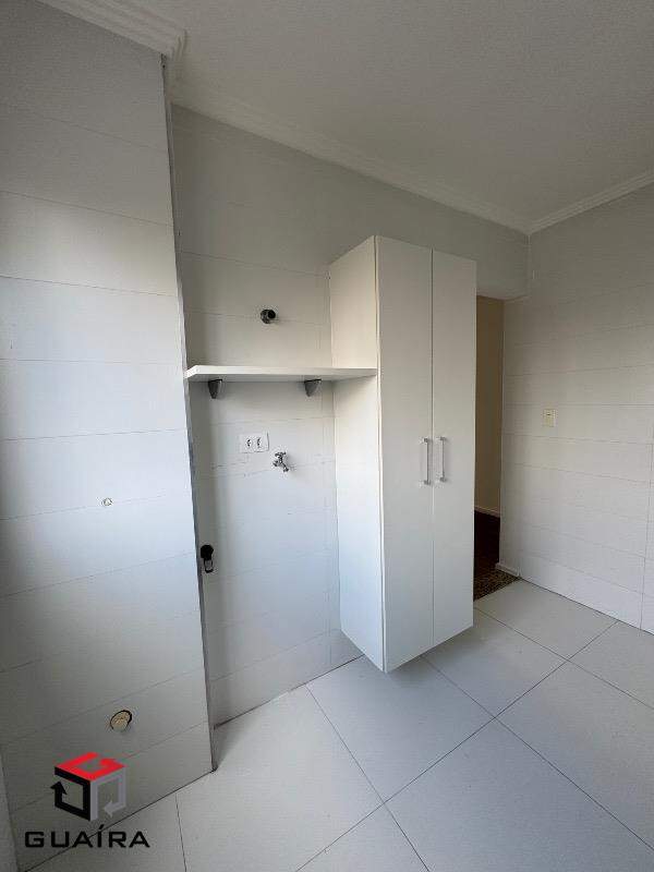 Apartamento para alugar com 2 quartos, 57m² - Foto 11