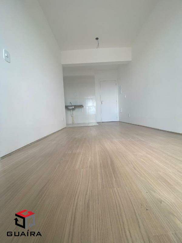 Apartamento para alugar com 2 quartos, 42m² - Foto 2