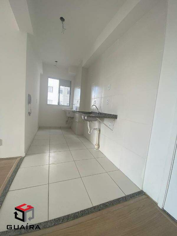 Apartamento para alugar com 2 quartos, 42m² - Foto 6