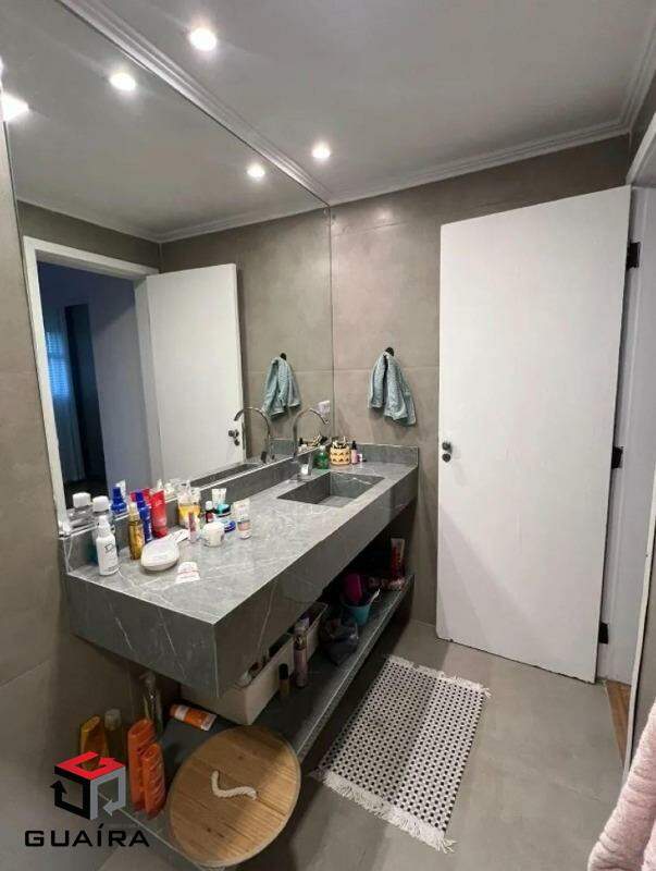 Apartamento para alugar com 4 quartos, 186m² - Foto 12