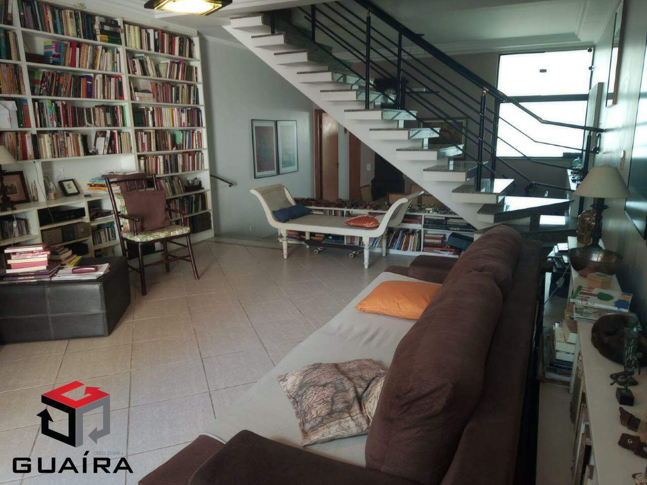 Sobrado para alugar com 4 quartos, 250m² - Foto 1