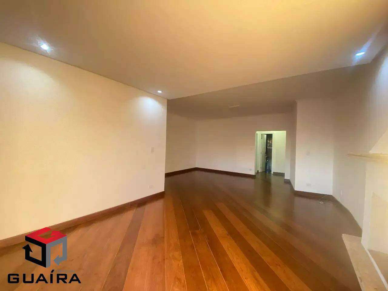 Apartamento à venda com 3 quartos, 153m² - Foto 3