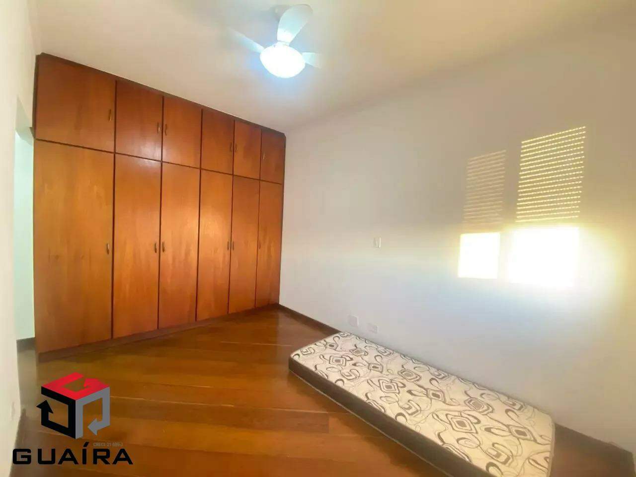Apartamento à venda com 3 quartos, 153m² - Foto 9