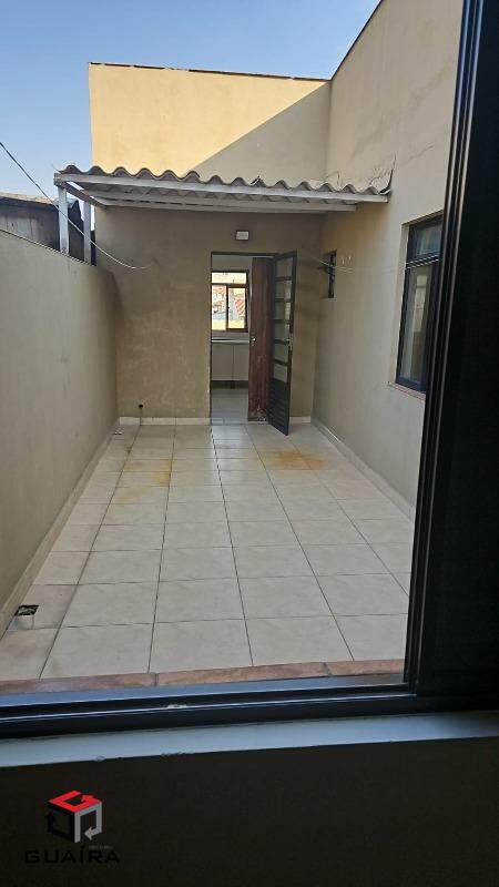 Sobrado à venda com 3 quartos, 240m² - Foto 33