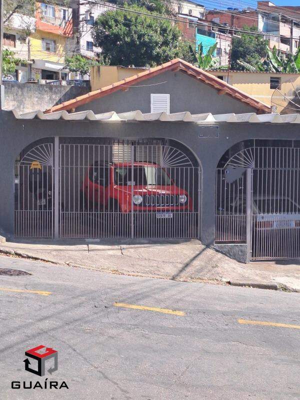 Casa à venda com 3 quartos, 185m² - Foto 1