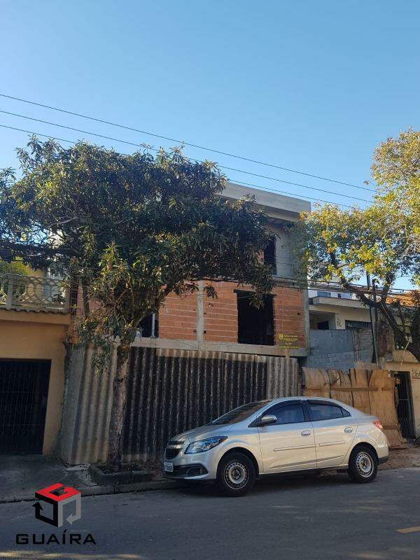 Sobrado à venda com 3 quartos, 140m² - Foto 1