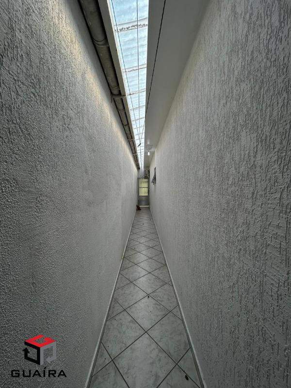 Casa à venda com 2 quartos, 201m² - Foto 11