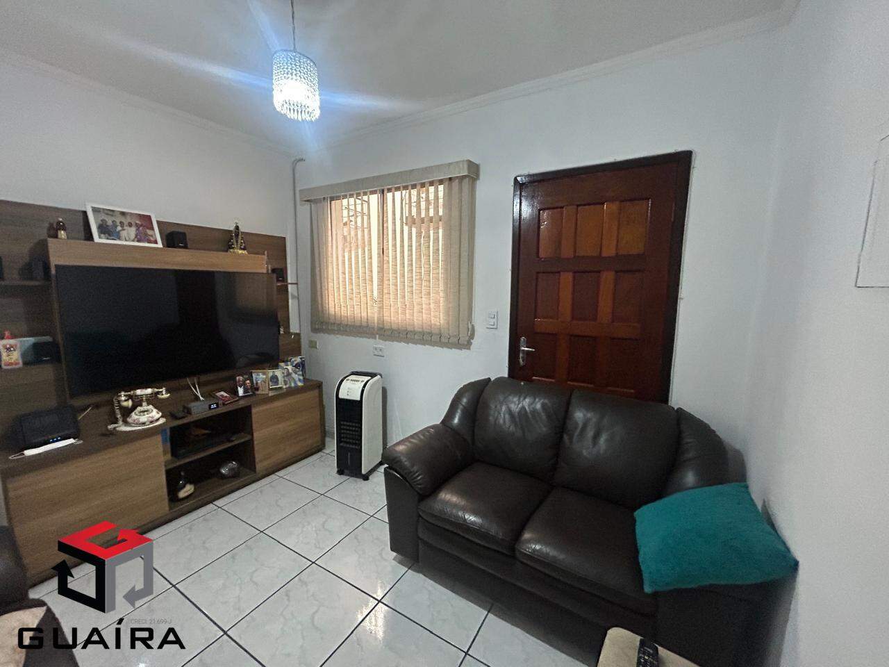 Casa à venda com 2 quartos, 75m² - Foto 3
