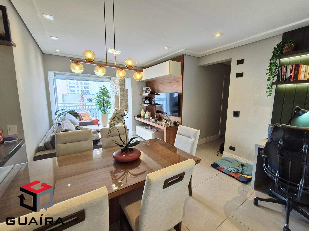 Apartamento à venda com 2 quartos, 77m² - Foto 1