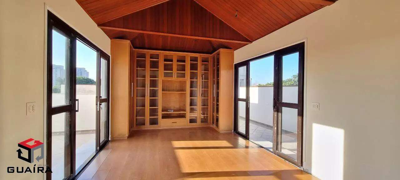 Apartamento para alugar com 3 quartos, 150m² - Foto 19