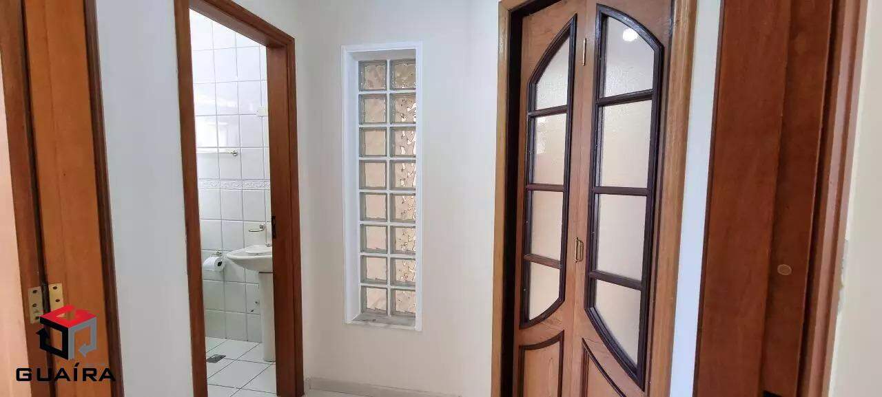Apartamento para alugar com 3 quartos, 150m² - Foto 16