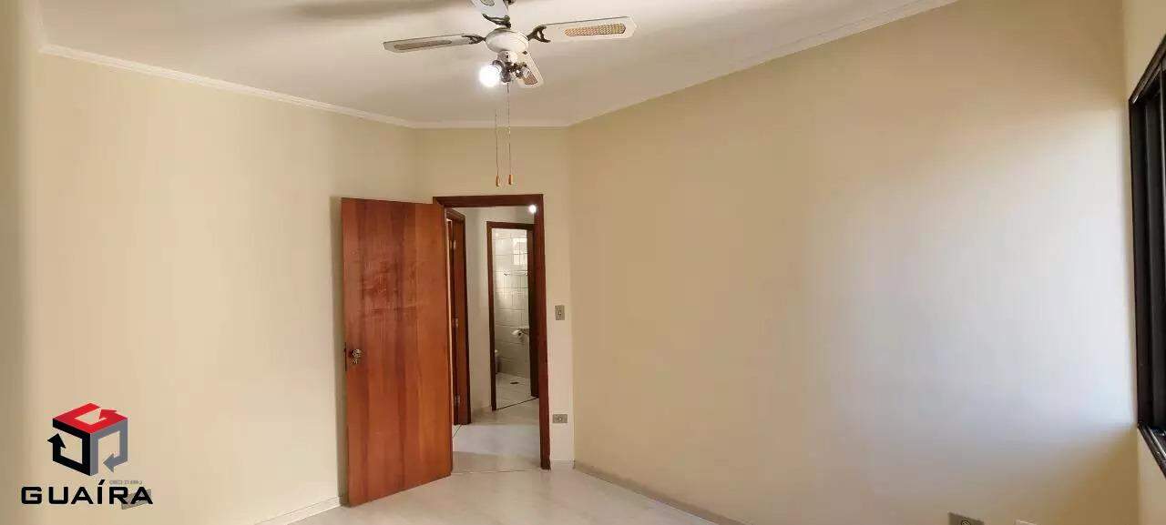 Apartamento para alugar com 3 quartos, 150m² - Foto 14