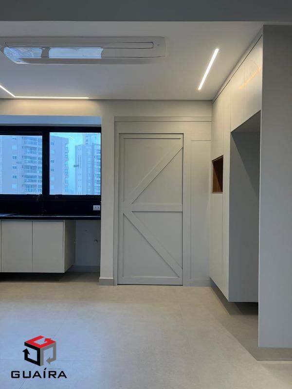 Apartamento para alugar com 2 quartos, 95m² - Foto 7