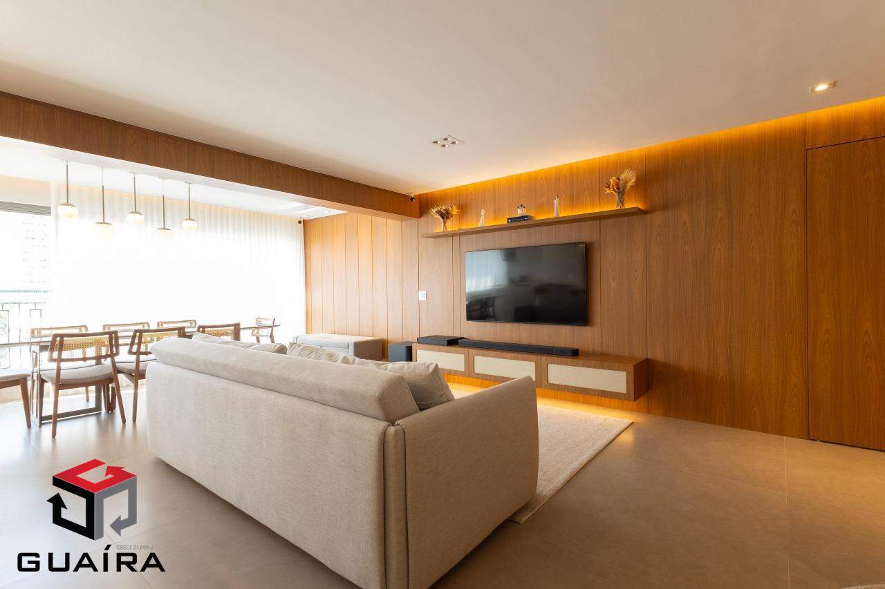 Apartamento à venda com 3 quartos, 153m² - Foto 1