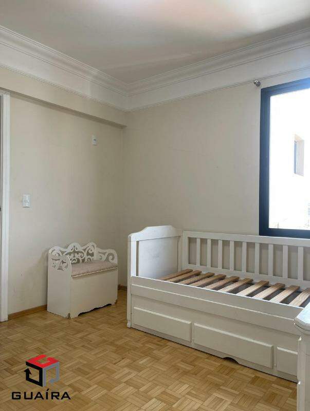 Apartamento à venda com 3 quartos, 227m² - Foto 15
