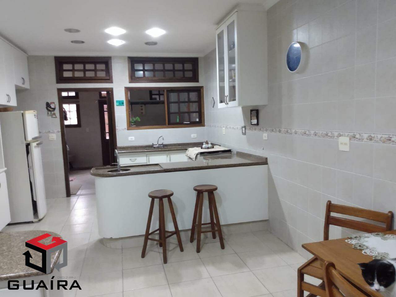 Sobrado à venda com 3 quartos, 120m² - Foto 2