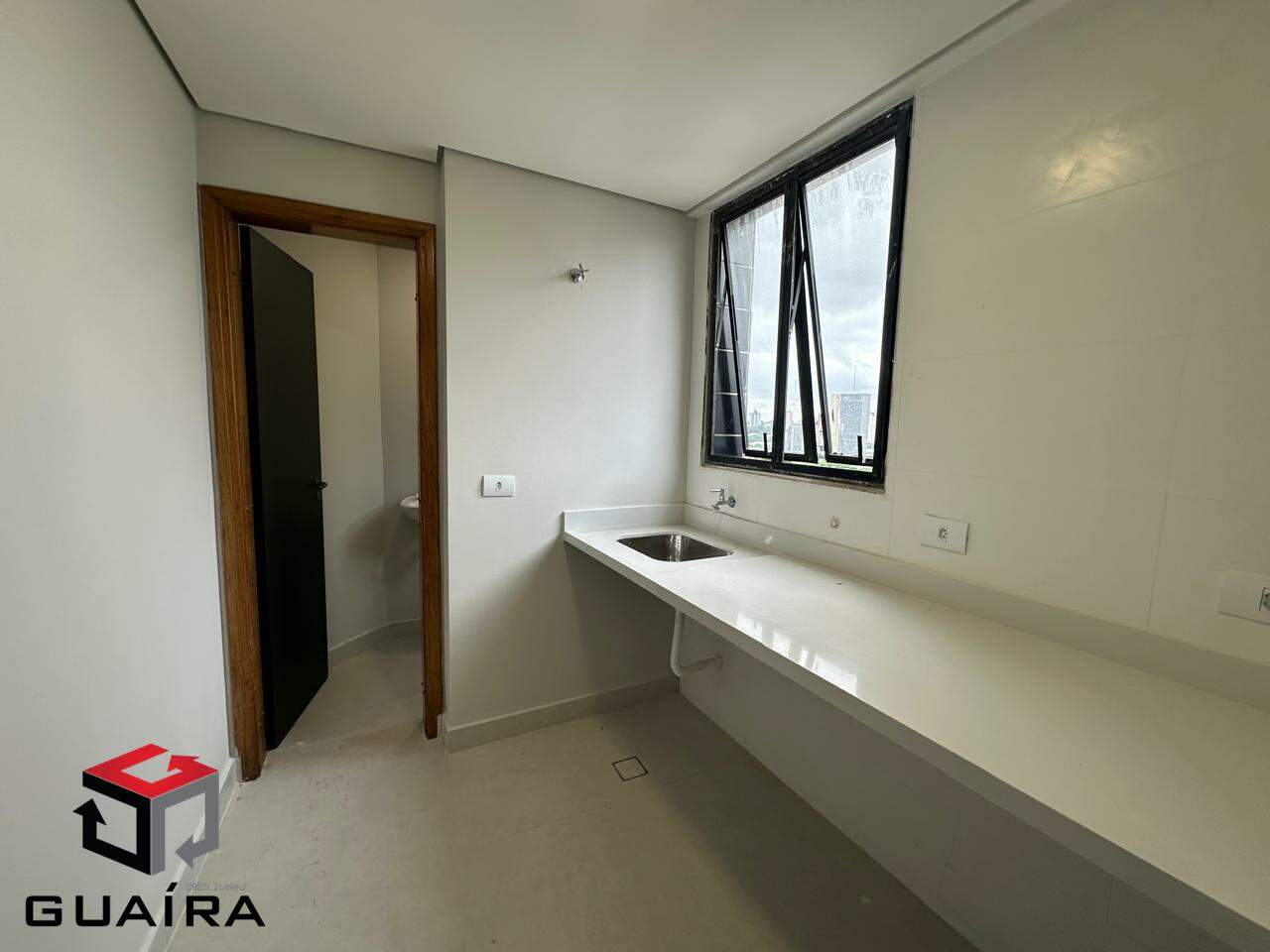 Apartamento para alugar com 3 quartos, 137m² - Foto 6