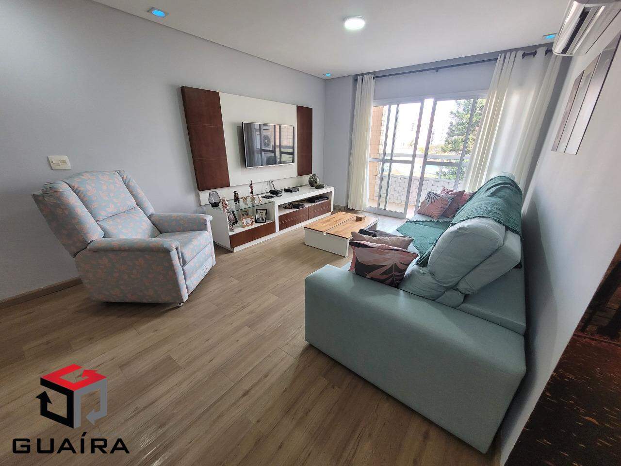 Apartamento para alugar com 4 quartos, 160m² - Foto 3