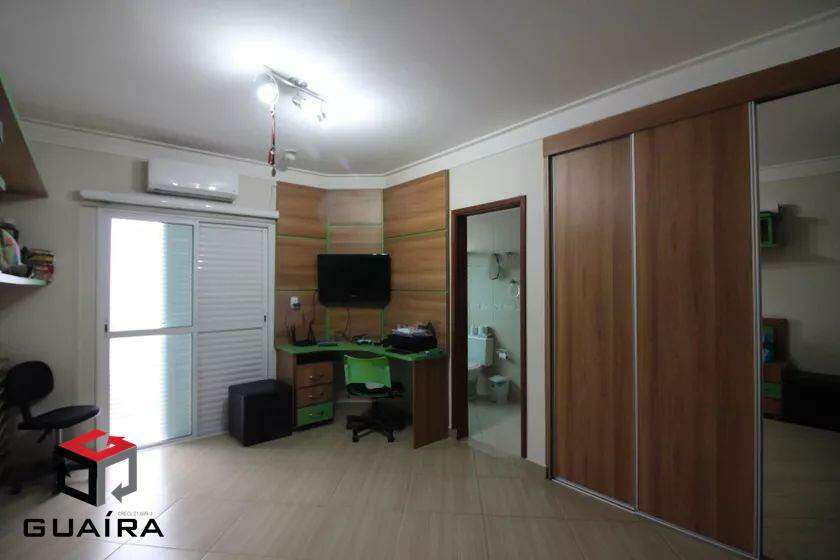 Sobrado para alugar com 4 quartos, 298m² - Foto 8