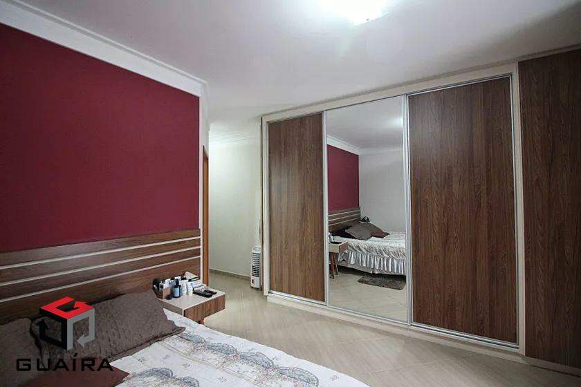 Sobrado para alugar com 4 quartos, 298m² - Foto 11