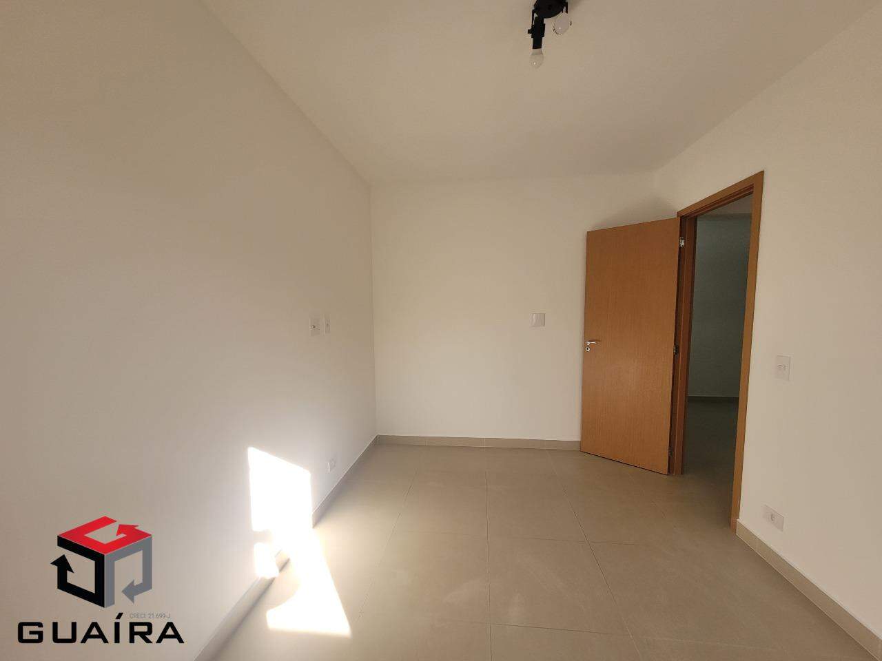 Apartamento para alugar com 2 quartos, 84m² - Foto 12