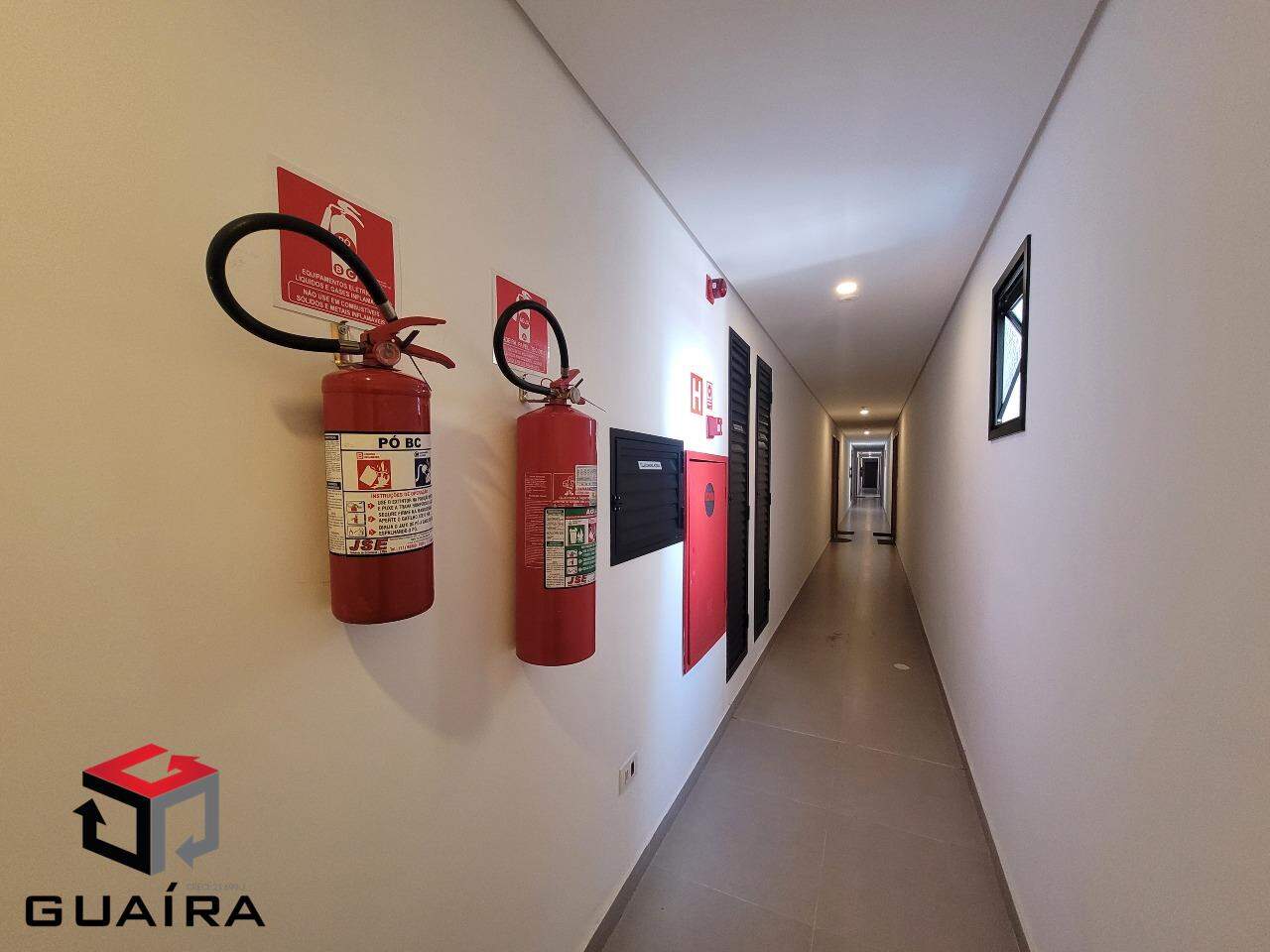 Apartamento para alugar com 2 quartos, 84m² - Foto 17
