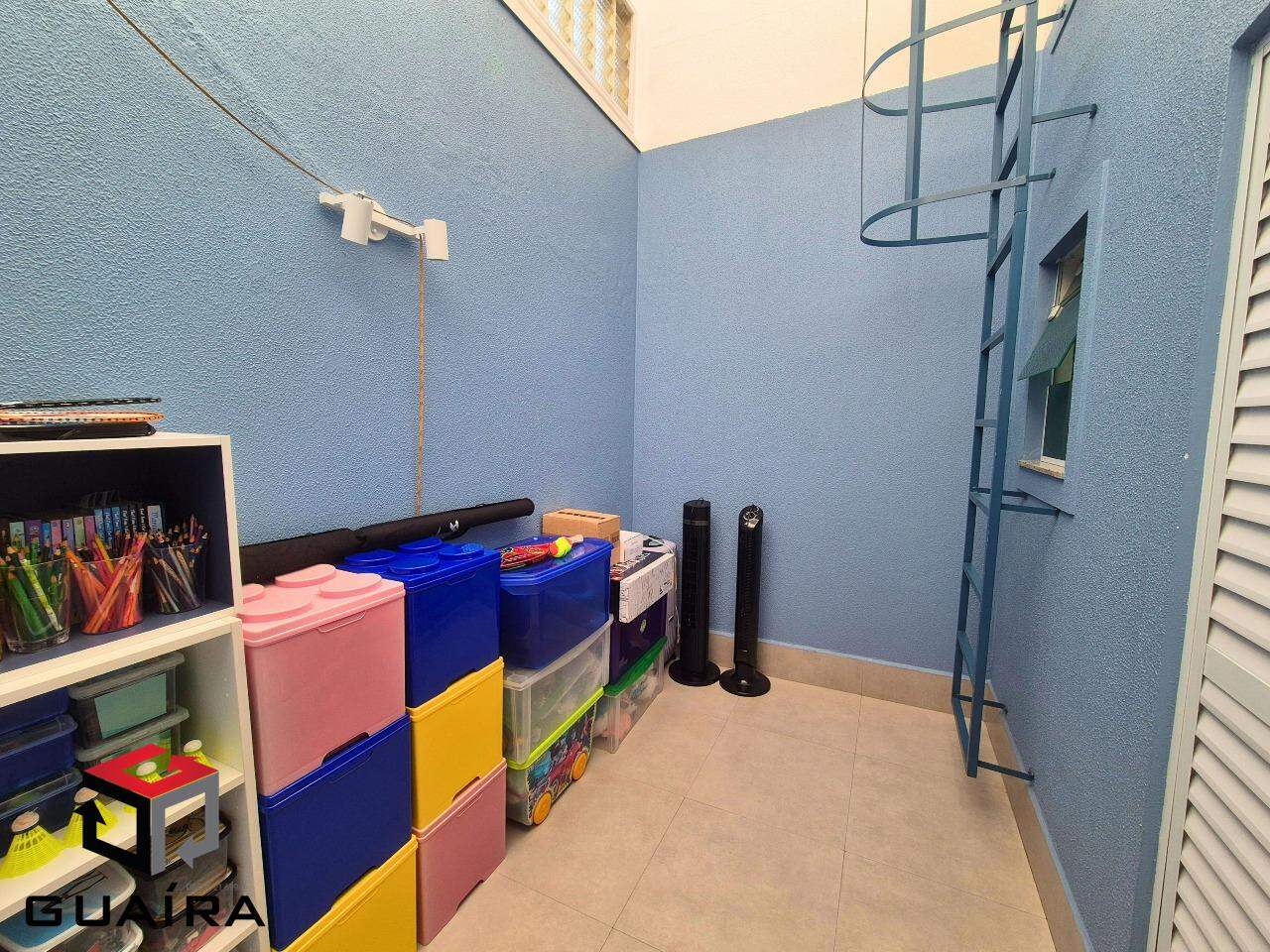 Sobrado à venda com 3 quartos, 284m² - Foto 24
