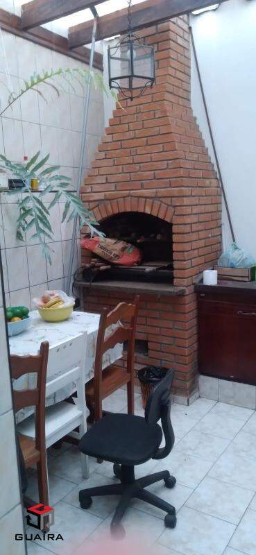 Sobrado à venda com 2 quartos, 140m² - Foto 13