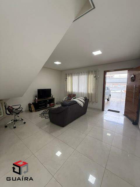 Sobrado à venda com 3 quartos, 181m² - Foto 3