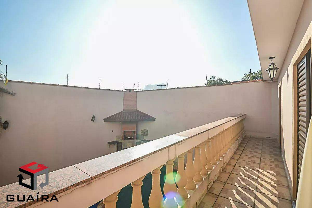 Sobrado para alugar com 3 quartos, 300m² - Foto 43