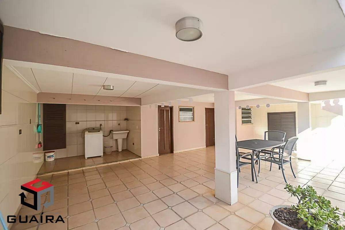 Sobrado para alugar com 3 quartos, 300m² - Foto 10