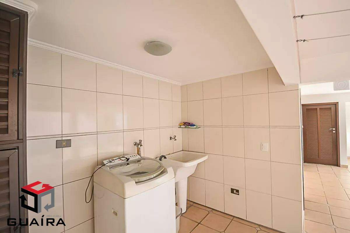 Sobrado para alugar com 3 quartos, 300m² - Foto 11