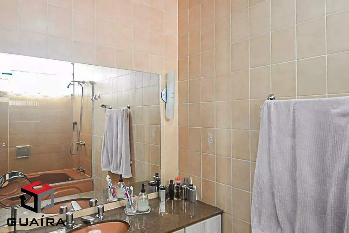 Sobrado para alugar com 3 quartos, 300m² - Foto 35