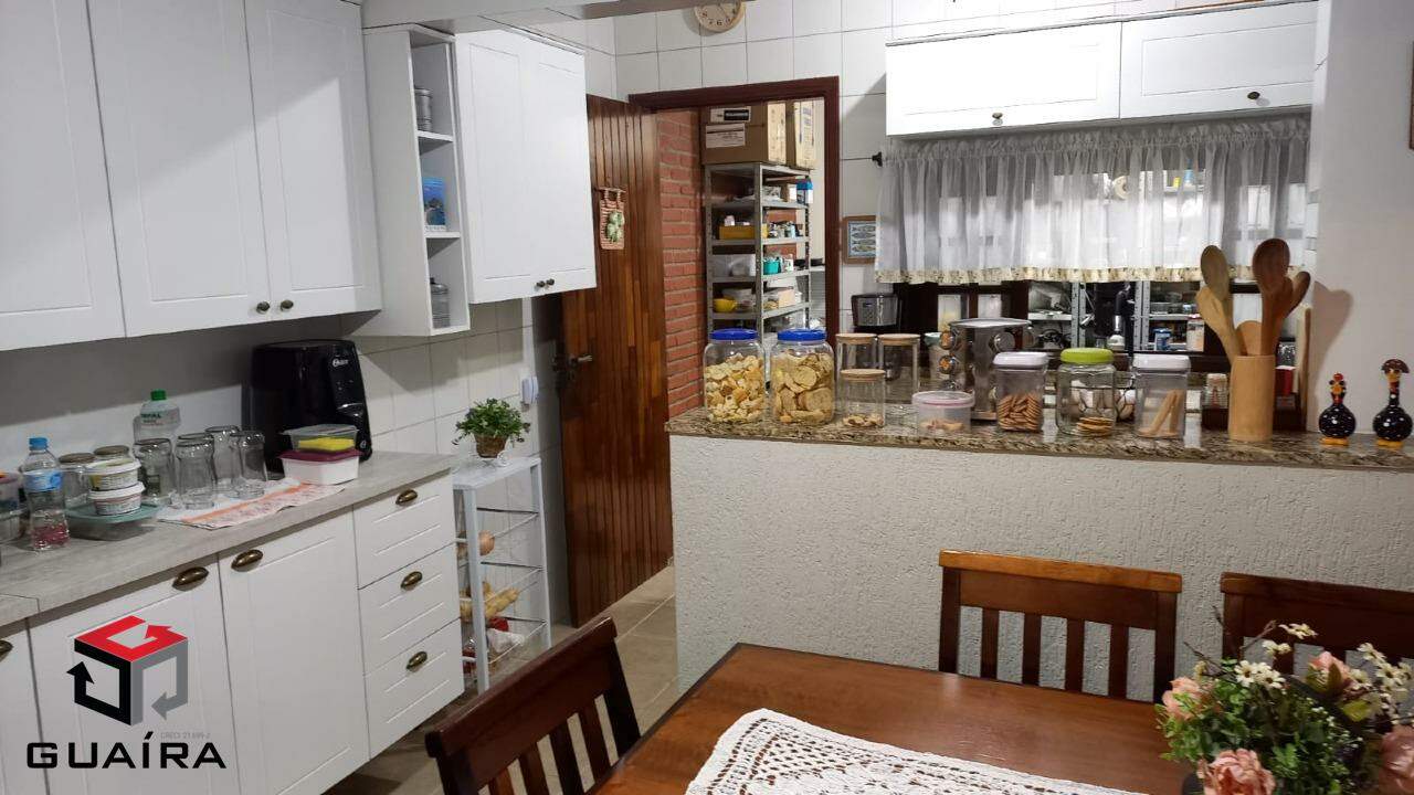 Sobrado à venda com 3 quartos, 194m² - Foto 10