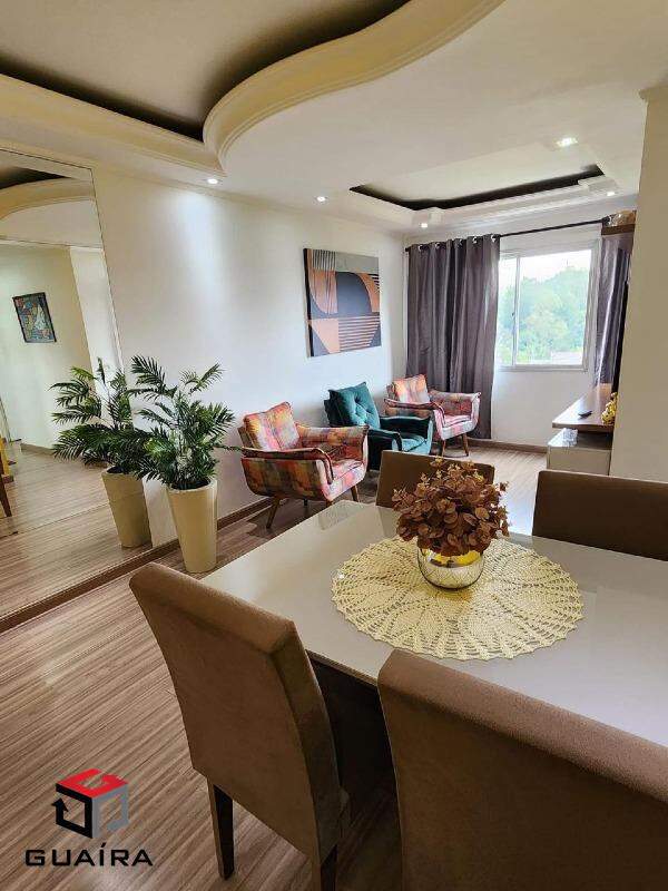 Apartamento à venda com 3 quartos, 68m² - Foto 2
