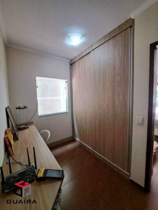 Sobrado à venda com 3 quartos, 245m² - Foto 17