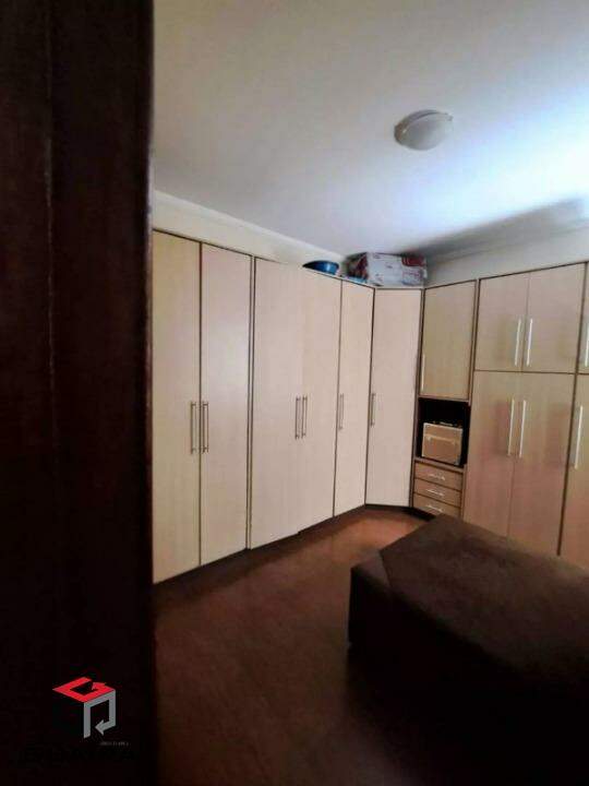 Sobrado à venda com 3 quartos, 245m² - Foto 14
