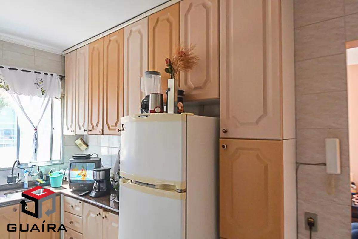 Apartamento à venda com 2 quartos, 60m² - Foto 7