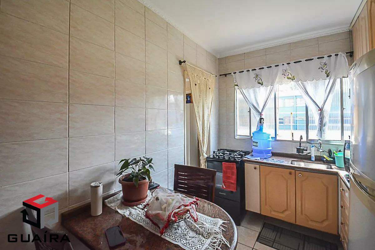 Apartamento à venda com 2 quartos, 60m² - Foto 4