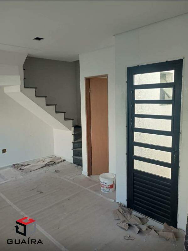 Sobrado à venda com 2 quartos, 66m² - Foto 2