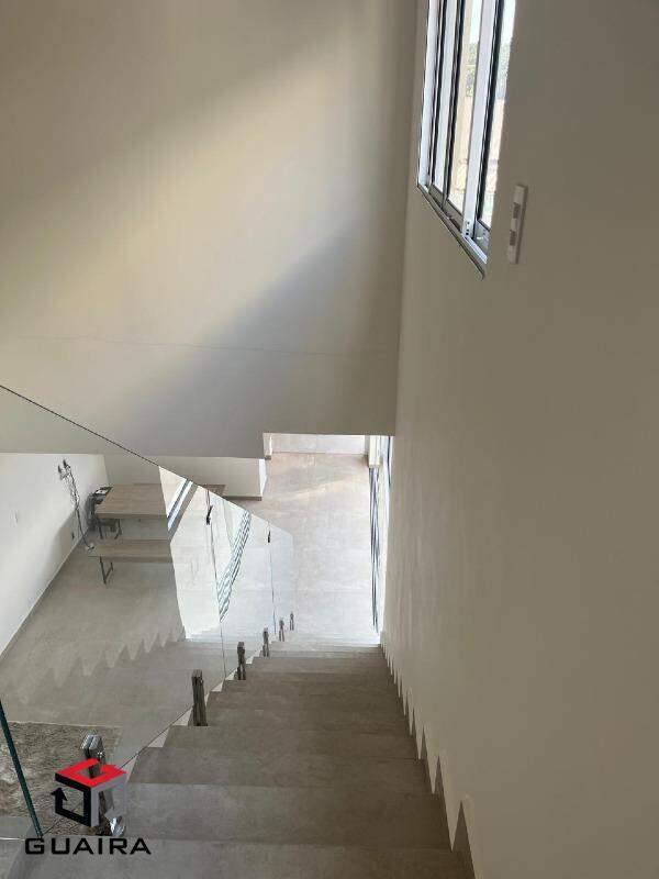 Sobrado à venda com 32 quartos, 210m² - Foto 3