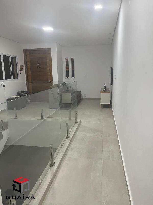 Sobrado à venda com 32 quartos, 210m² - Foto 1
