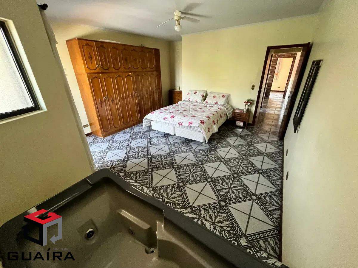 Sobrado à venda com 6 quartos, 296m² - Foto 6