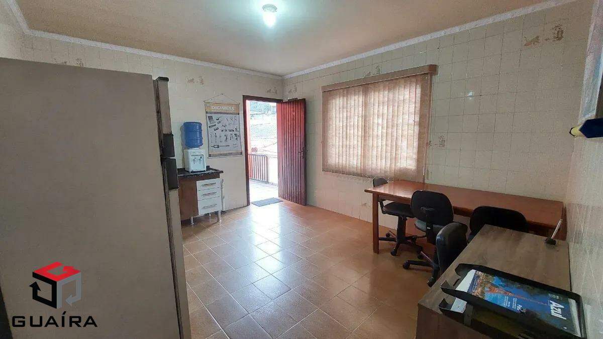 Sobrado à venda com 6 quartos, 296m² - Foto 17
